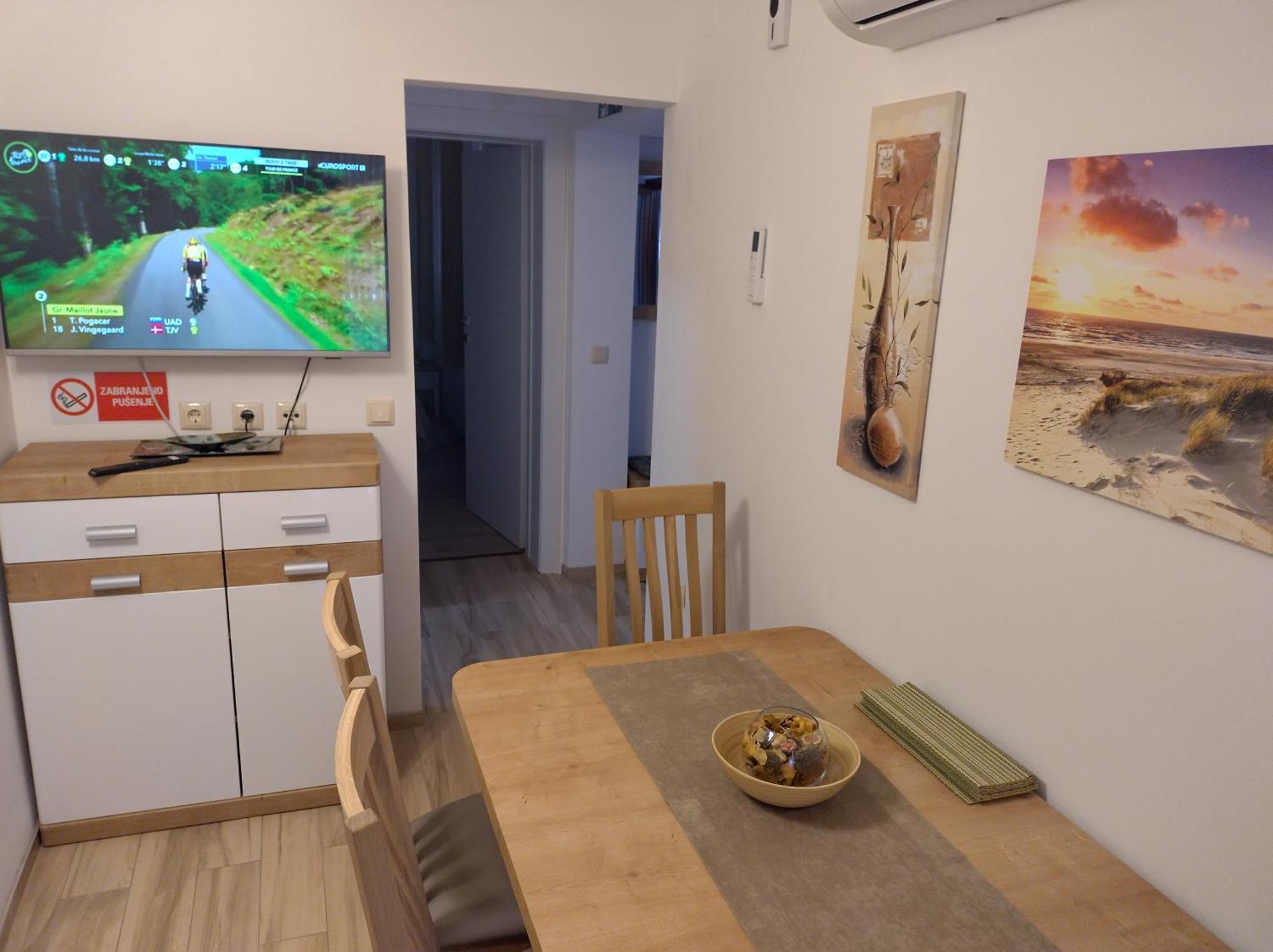 Apartmani Bernarda Πόρετς Εξωτερικό φωτογραφία