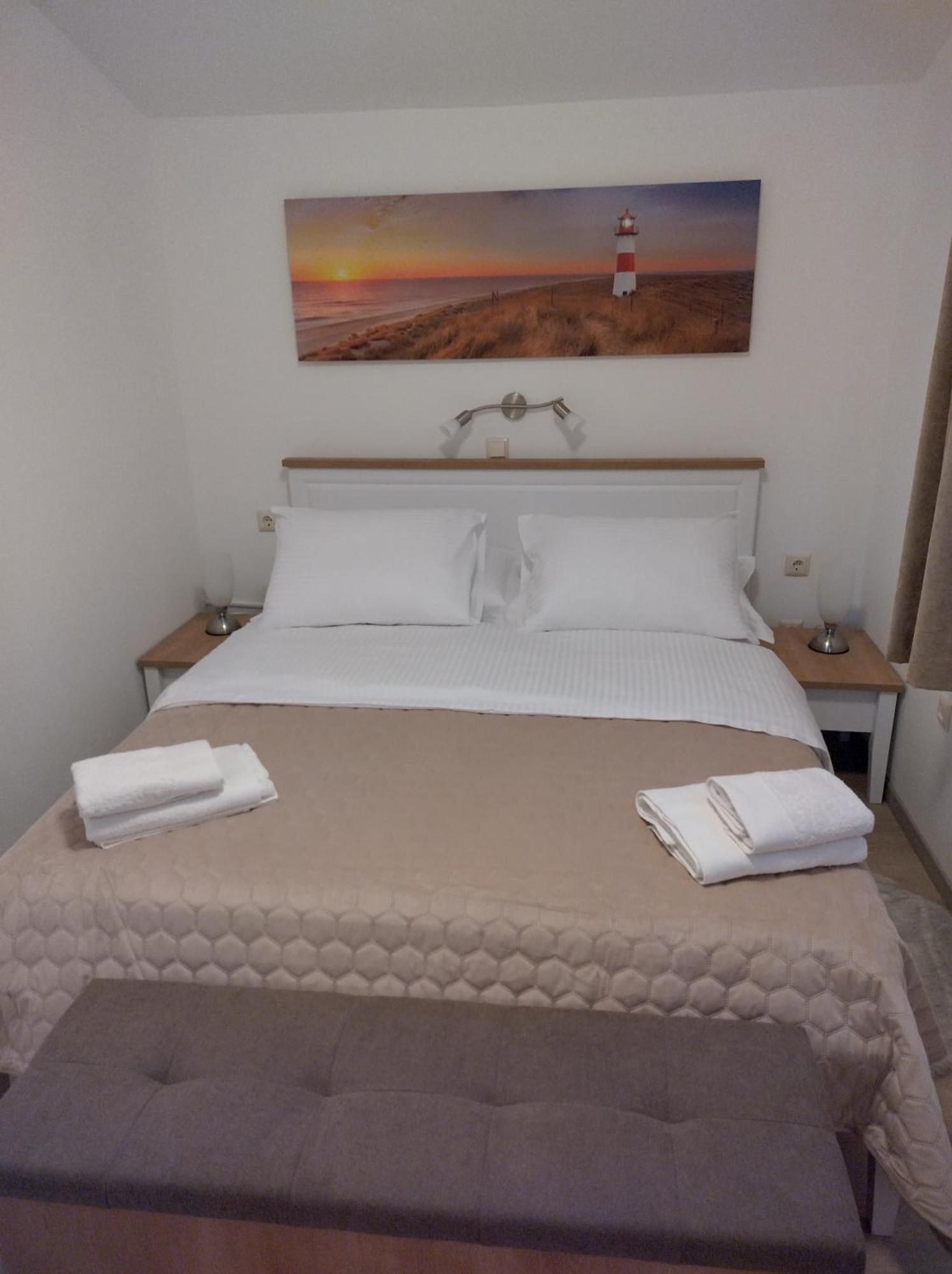Apartmani Bernarda Πόρετς Εξωτερικό φωτογραφία